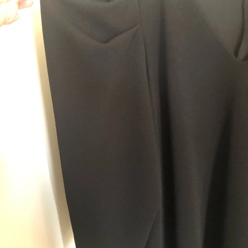 ASOS Design v-neck pleat shoulder dress - Picture 9 of 14